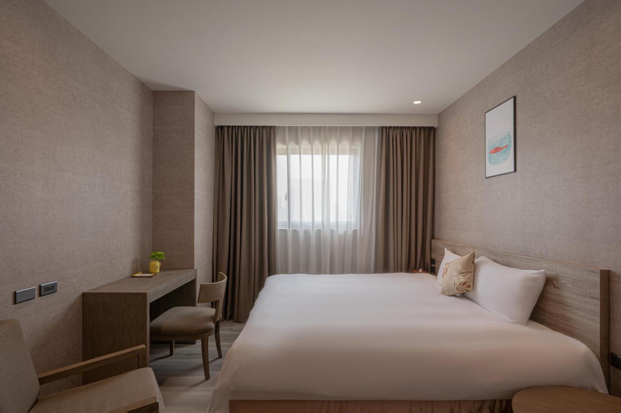 In Joy Hotel Đài Trung Ngoại thất bức ảnh