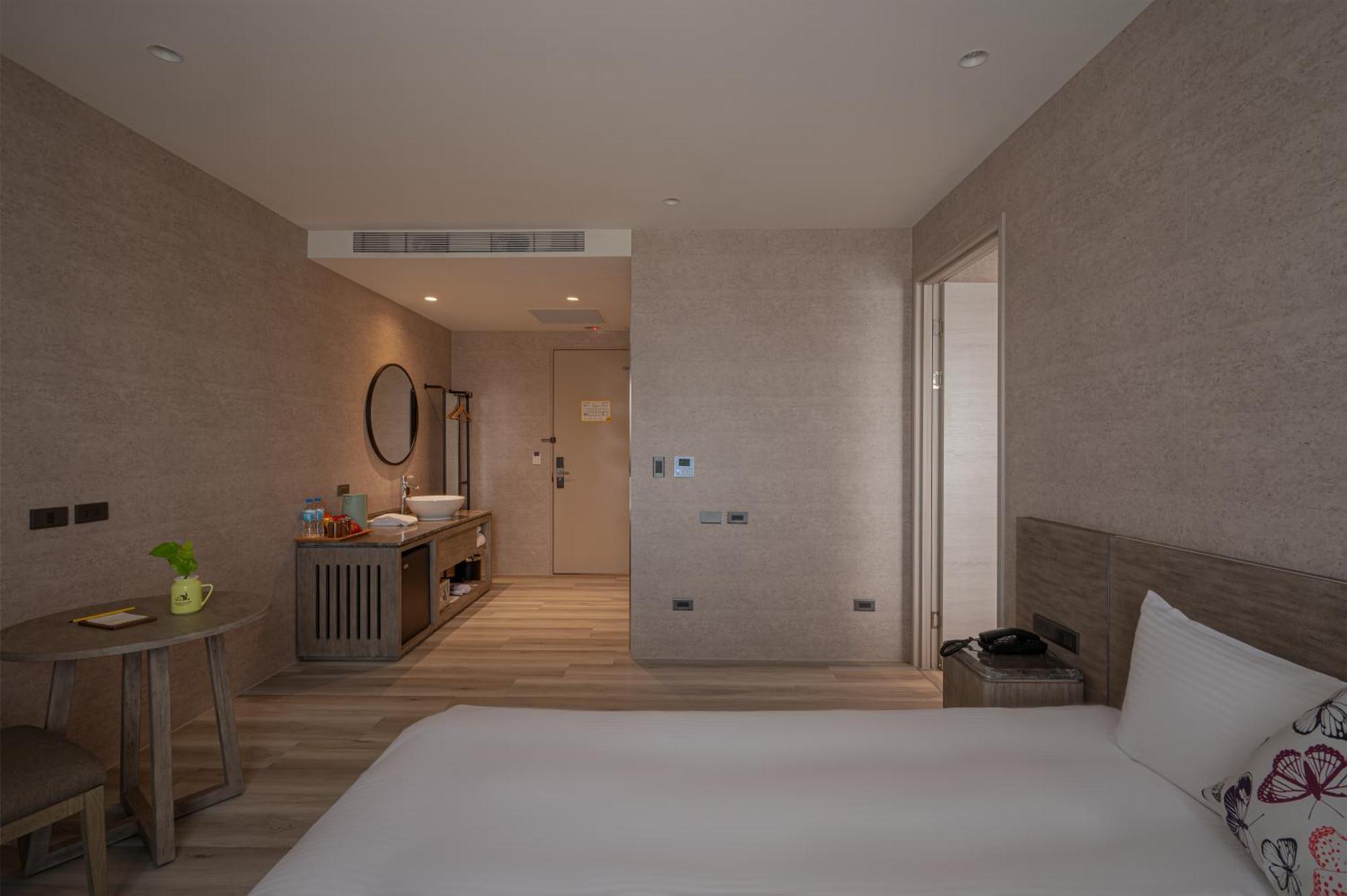 In Joy Hotel Đài Trung Ngoại thất bức ảnh